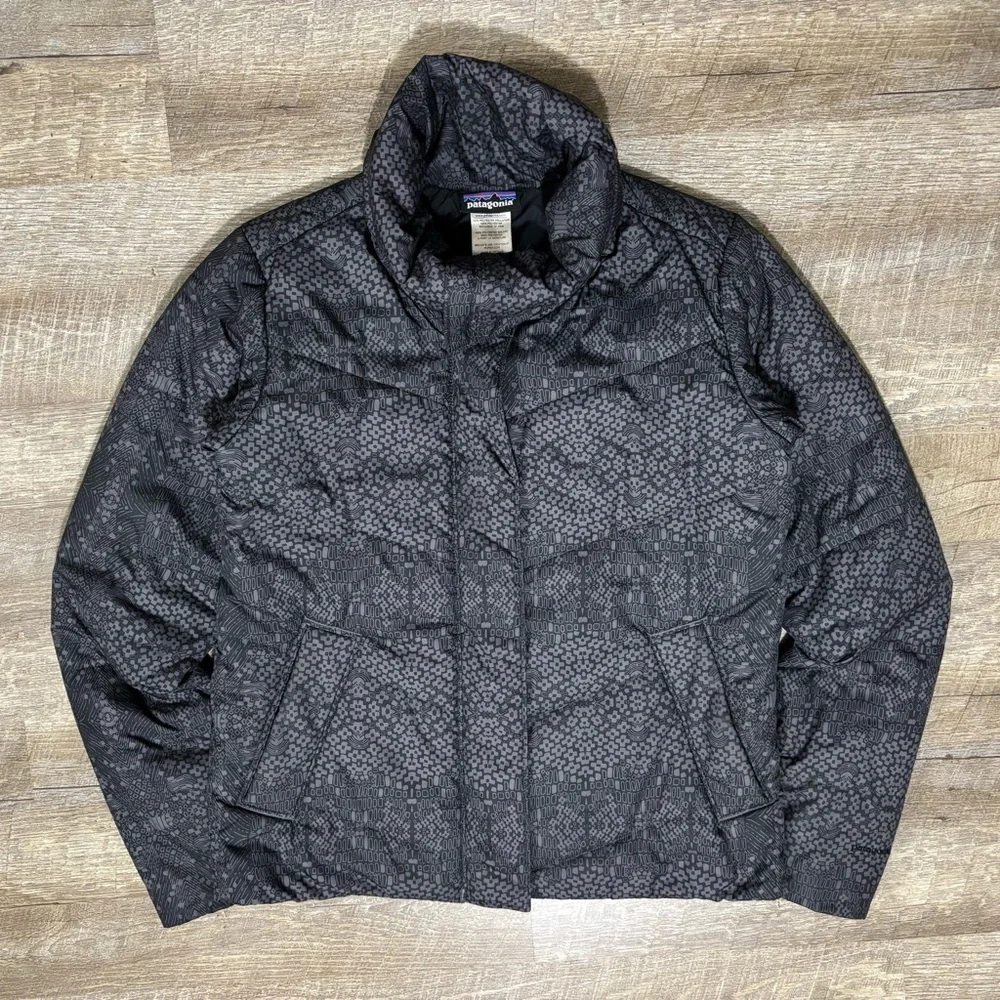 Patagonia Puffer Jacket Women's M Full Zip Gray Insulated AOP Geometric - Picture 1 of 9